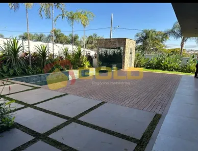 Casa de Condomínio com 4 Quartos à venda, 409m² no Morada da Colina, Uberlândia