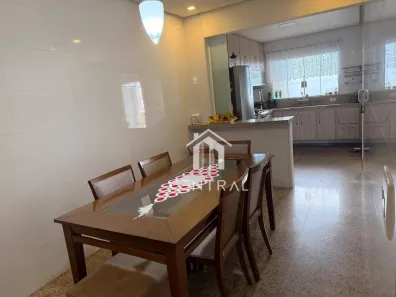 Imóvel Comercial com 3 Quartos à venda, 229m² no Jardim São José, Guarulhos