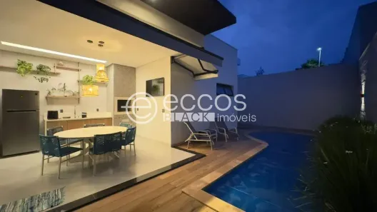 Casa de Condomínio com 4 Quartos à venda, 250m² no Nova Uberlândia, Uberlândia