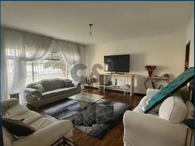 Casa com 3 Quartos à venda, 165m² no Jardim Campo Grande, São Paulo