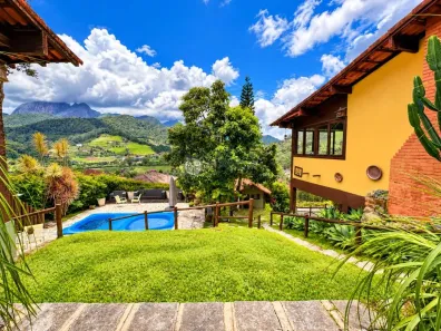 Casa de Condomínio com 4 Quartos à venda, 189m² no Vargem Grande, Teresópolis