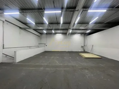 Galpão/Depósito/Armazém para alugar, 520m² no Santo Amaro, São Paulo