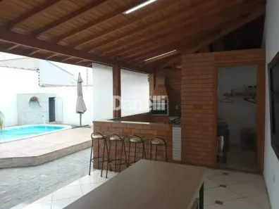 Casa com 5 Quartos à venda, 208m² no Residencial Vila Velha, Taubaté