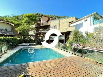 Casa de Condomínio com 4 Quartos à venda, 410m² no Itacoatiara, Niterói