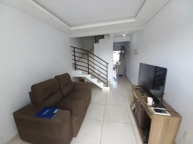 Casa com 2 Quartos à venda, 65m² no Jardim Paraíso, Joinville