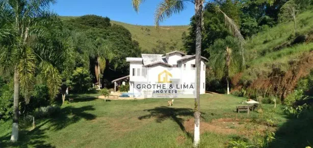 Sobrado com 6 Quartos à venda, 600m² no Pouso Frio, Taubaté