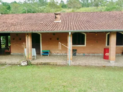Fazenda/Sítio com 3 Quartos à venda, 360m² no Freitas, São José dos Campos