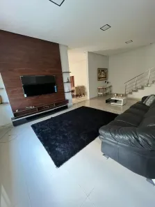 Casa de Condomínio com 4 Quartos para alugar, 250m² no Condomínio do Lago 1ª Etapa, Goiânia