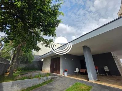 Casa com 3 Quartos para alugar, 275m² no Nova Campinas, Campinas