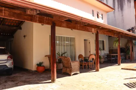 Sobrado com 5 Quartos à venda, 321m² no Setor Jaó, Goiânia