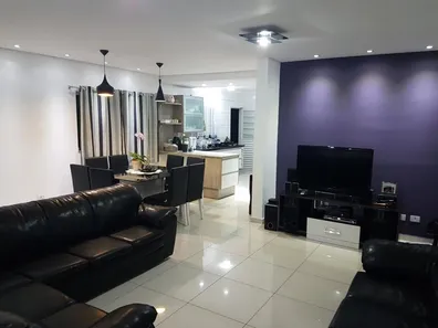 Sobrado com 3 Quartos à venda, 130m² no Jardim Santa Bárbara, Atibaia