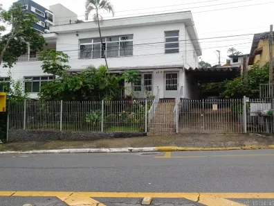 Prédio Comercial com 6 Quartos para alugar, 700m² no Vila Jacuí, São Paulo