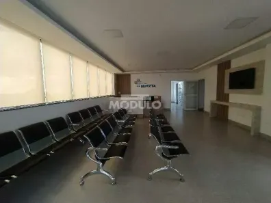 Sala Comercial para alugar, 15m² no Osvaldo Rezende, Uberlândia