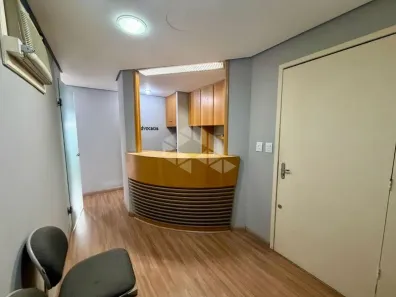 Ponto Comercial para alugar, 43m² no Passo da Areia, Porto Alegre