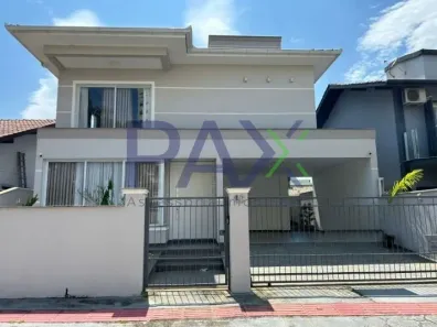 Casa com 3 Quartos à venda, 300m² no Pedra Branca, Palhoça