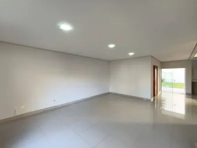 Casa de Condomínio com 3 Quartos para alugar, 240m² no Esperança, Londrina