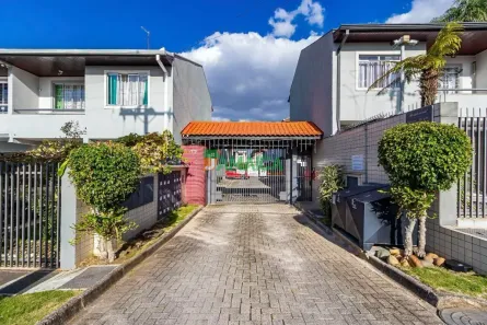 Sobrado com 3 Quartos à venda, 122m² no Uberaba, Curitiba