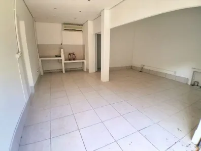 Ponto Comercial para alugar, 35m² no Menino Deus, Porto Alegre