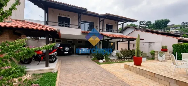 Casa de Condomínio com 4 Quartos à venda, 250m² no Badu, Niterói