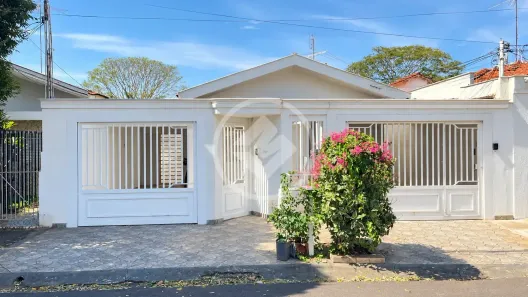 Casa com 3 Quartos à venda, 300m² no Bairro das Bandeiras, Araçatuba