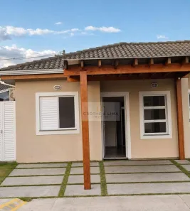 Casa de Condomínio com 2 Quartos à venda, 60m² no Vila São Benedito, Pindamonhangaba