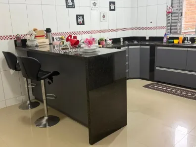 Sobrado com 3 Quartos à venda, 360m² no Cata Preta, Santo André