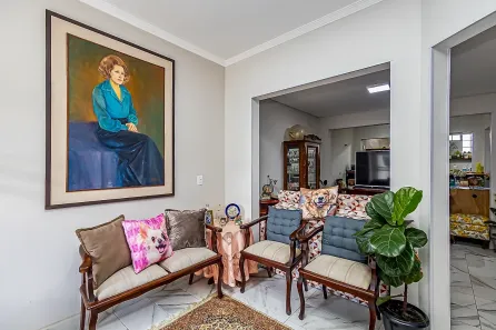 Casa com 4 Quartos à venda, 150m² no Boa Vista, Curitiba