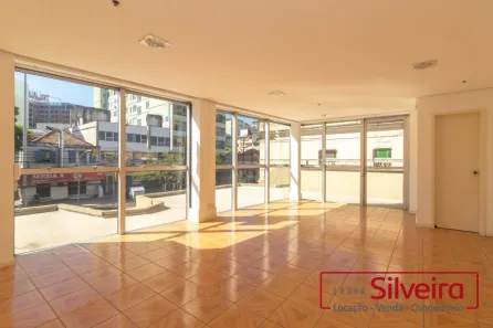 Sala Comercial para venda ou aluguel, 42m² no Floresta, Porto Alegre