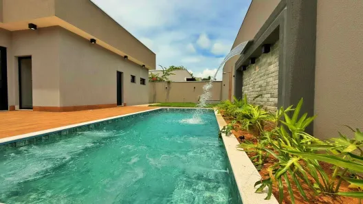 Casa com 4 Quartos à venda, 240m² no Loteamento Caribe, Palmas
