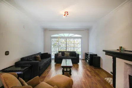 Casa com 4 Quartos à venda, 250m² no Jardim Cordeiro, São Paulo