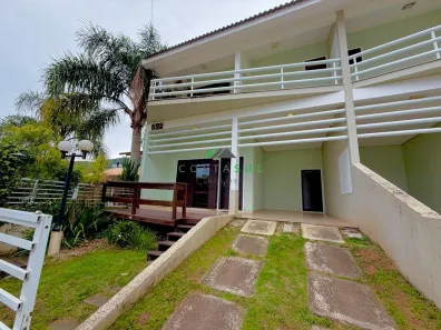 Casa com 3 Quartos para alugar, 174m² no Jardim Panorâmico, Garopaba