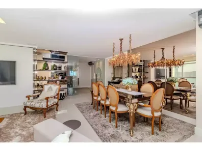 com 4 Quartos à venda, 234m² no Centro, Balneário Camboriú