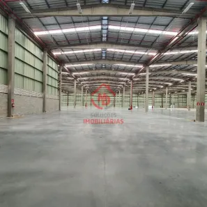Galpão/Depósito/Armazém com 1 Quarto para alugar, 2340m² no Amazonas, Betim