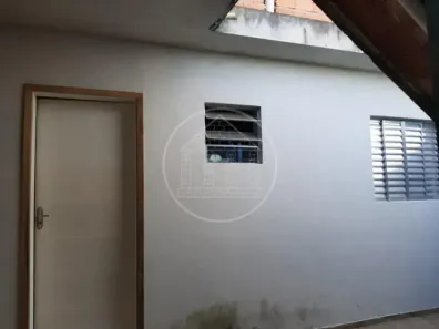 Casa com 3 Quartos à venda, 200m² no Jardim dos Álamos, São Paulo