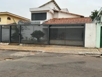 Sobrado com 4 Quartos à venda, 330m² no Santa Genoveva, Goiânia