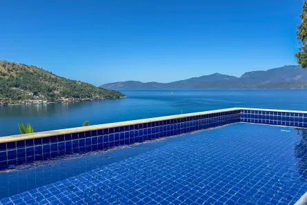 Casa de Condomínio com 7 Quartos à venda, 450m² no Portogalo, Angra dos Reis