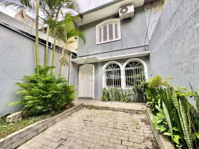 Casa com 2 Quartos à venda, 123m² no Cidade Monções, São Paulo