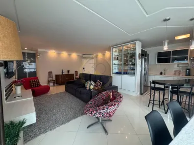 Apartamento com 3 Quartos para alugar, 131m² no Centro, Balneário Camboriú