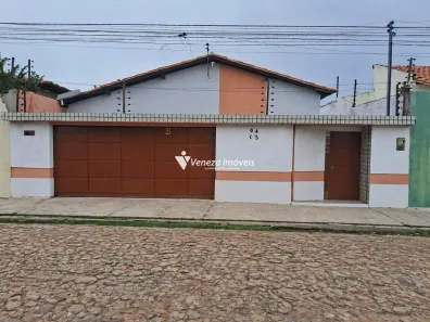 Casa com 3 Quartos à venda, 250m² no São Pedro, Teresina