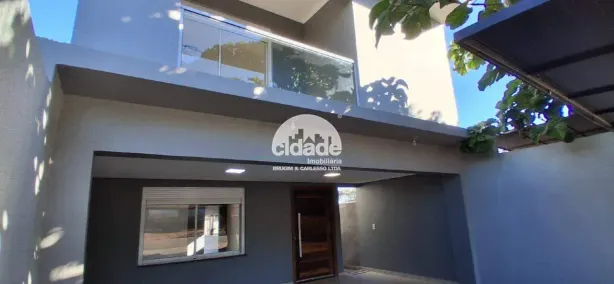 Sobrado com 3 Quartos à venda, 160m² no Brasília, Cascavel