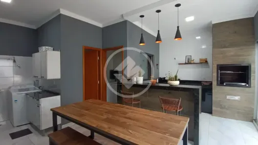 Casa com 3 Quartos à venda, 195m² no Jardim Brasília, Uberlândia