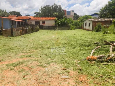 Lote/Terreno à venda, 450m² no Vila Santa Therezinha de Menino Jesus, Botucatu
