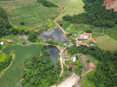 Fazenda/Sítio com 4 Quartos à venda, 1350000m² no , Botelhos