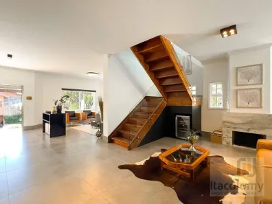Casa de Condomínio com 4 Quartos à venda, 350m² no Alphaville, Santana de Parnaíba