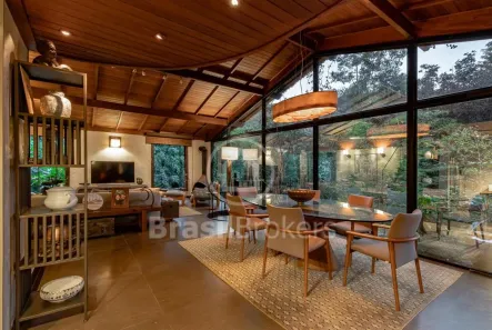 Casa de Condomínio com 3 Quartos à venda, 4634m² no Araras, Petrópolis