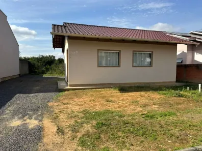 com 2 Quartos para alugar, 60m² no Vila Nova, Ascurra