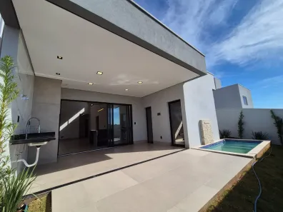 Casa de Condomínio com 4 Quartos à venda, 156m² no Granja Marileusa, Uberlândia