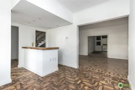 Casa com 4 Quartos para alugar, 240m² no Petrópolis, Porto Alegre