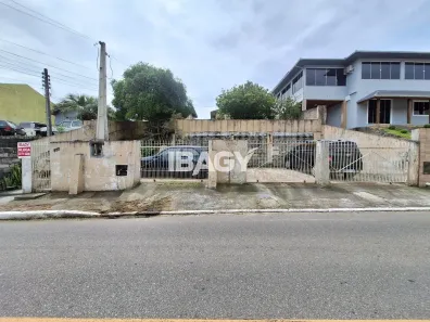 Casa com 3 Quartos para alugar, 60m² no Rio Tavares, Florianópolis