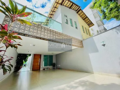 Casa com 3 Quartos à venda, 274m² no Cabral, Contagem